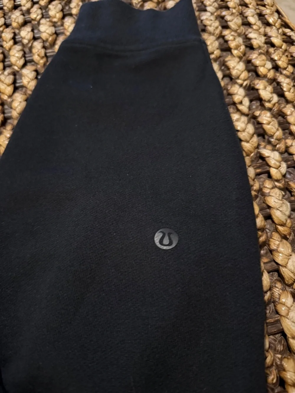 Lululemon Warm Down Jogger *28